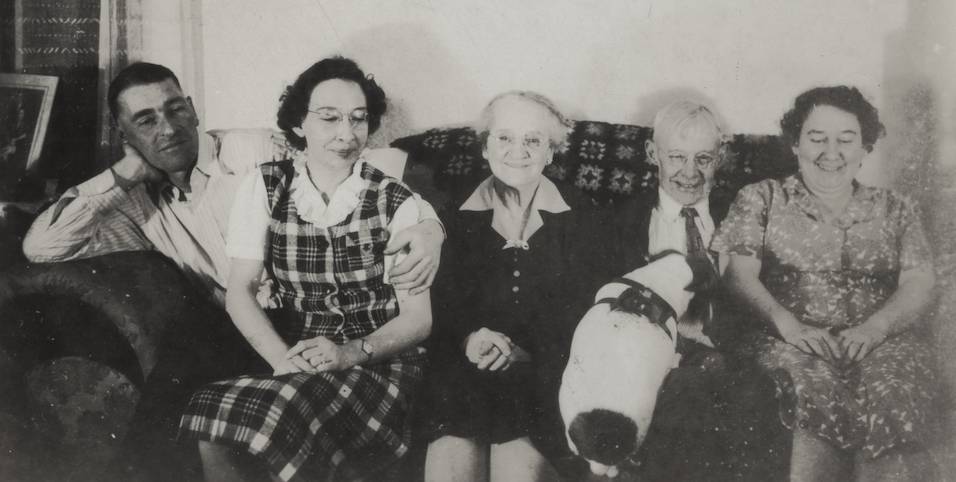 194412.SmithFamily.956
