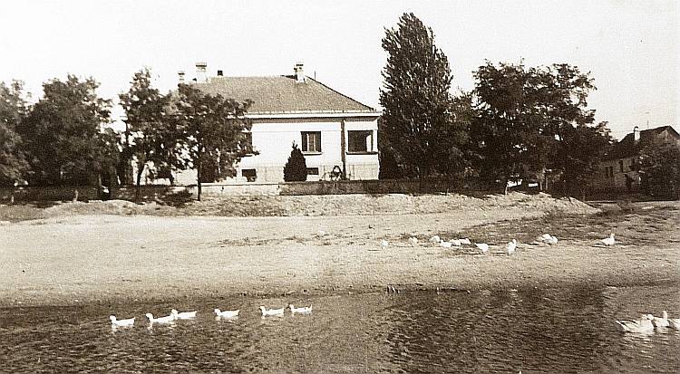 Bortscha UnsereAlteSchreibstubeImSommerMmS