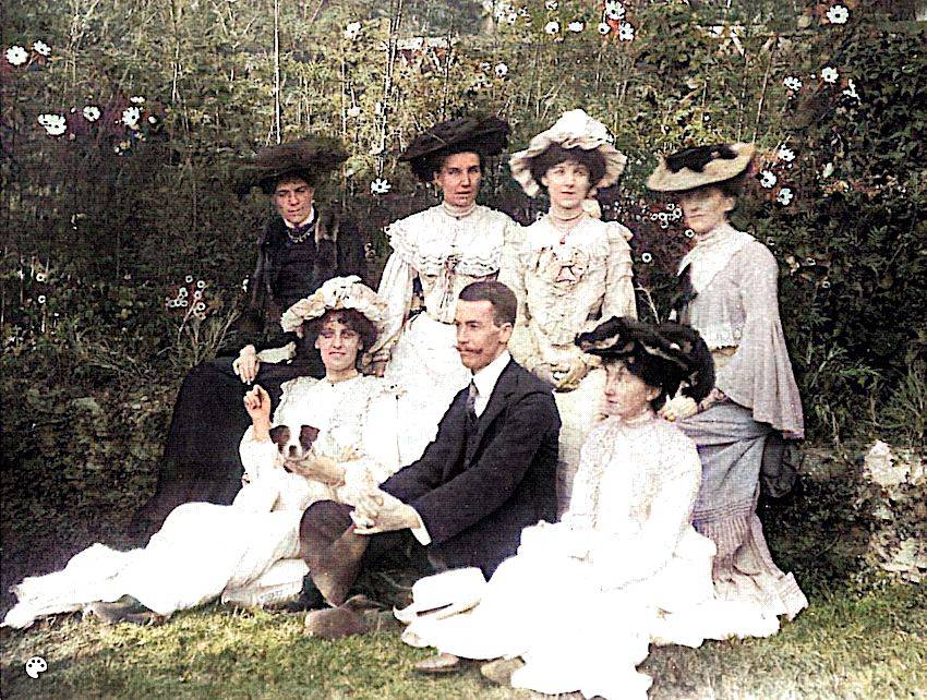 EricsOwn_people_RobertGertrude-Colorized.Mod.850