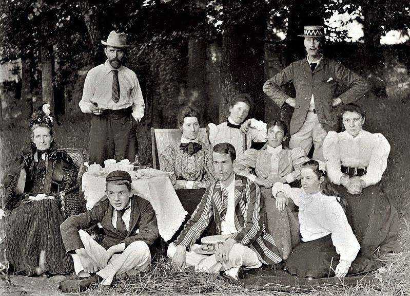 FamilyPicnic.Mod2.799