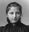 FriedaKnapp1cPortrklein1898.jpg