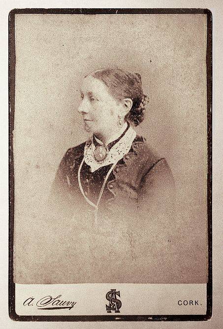 PerrottSarah2HypRmMK2s