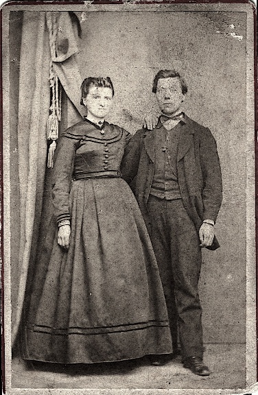 sKnappHenrichLippertElisabetha.V1 Rm2