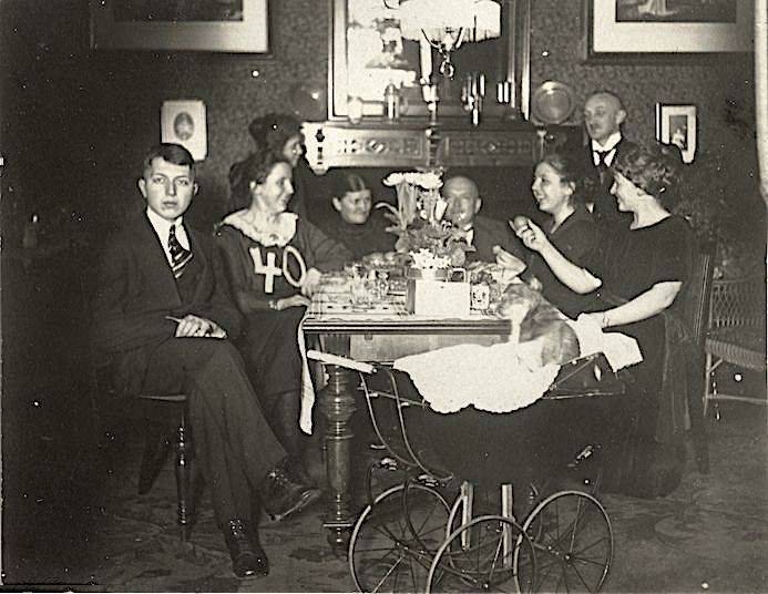 zs41a_FeierFrieda40_Prinzenstr_1922_Klein