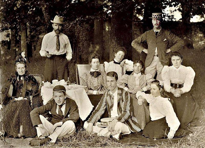 FamilyPicnicV2xks